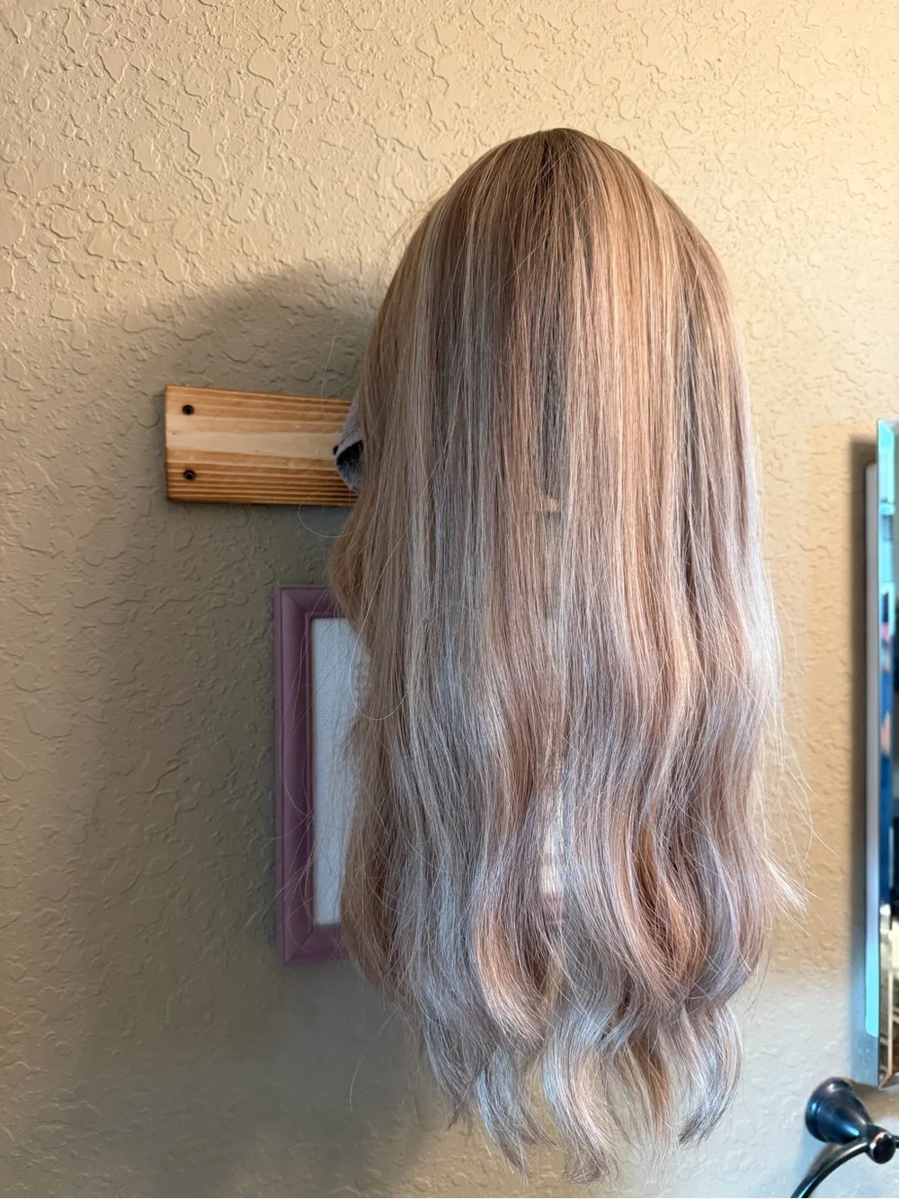 Lusta Hair 9x9 Silk Topper - 22” Dirty Blonde W/highlights - Excellent Condition